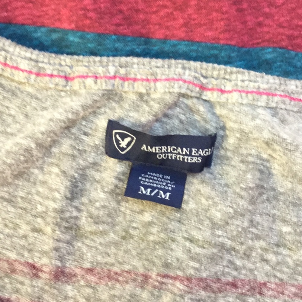 CLOSEOUT SALE! AEO TOP 28 - Picture 4 of 4